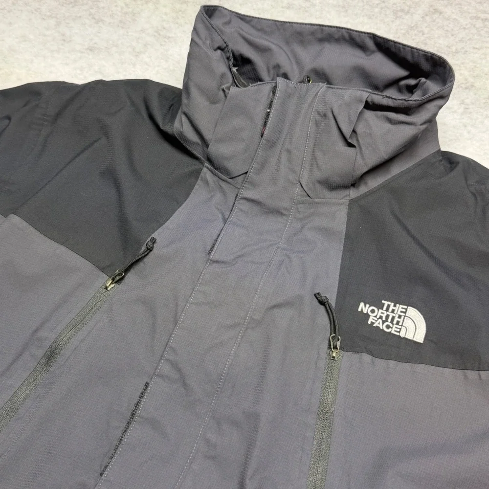 The North Face HyVent Triclimate 3 In 1 Jacket Mens XL Gray Black Fleece Lined